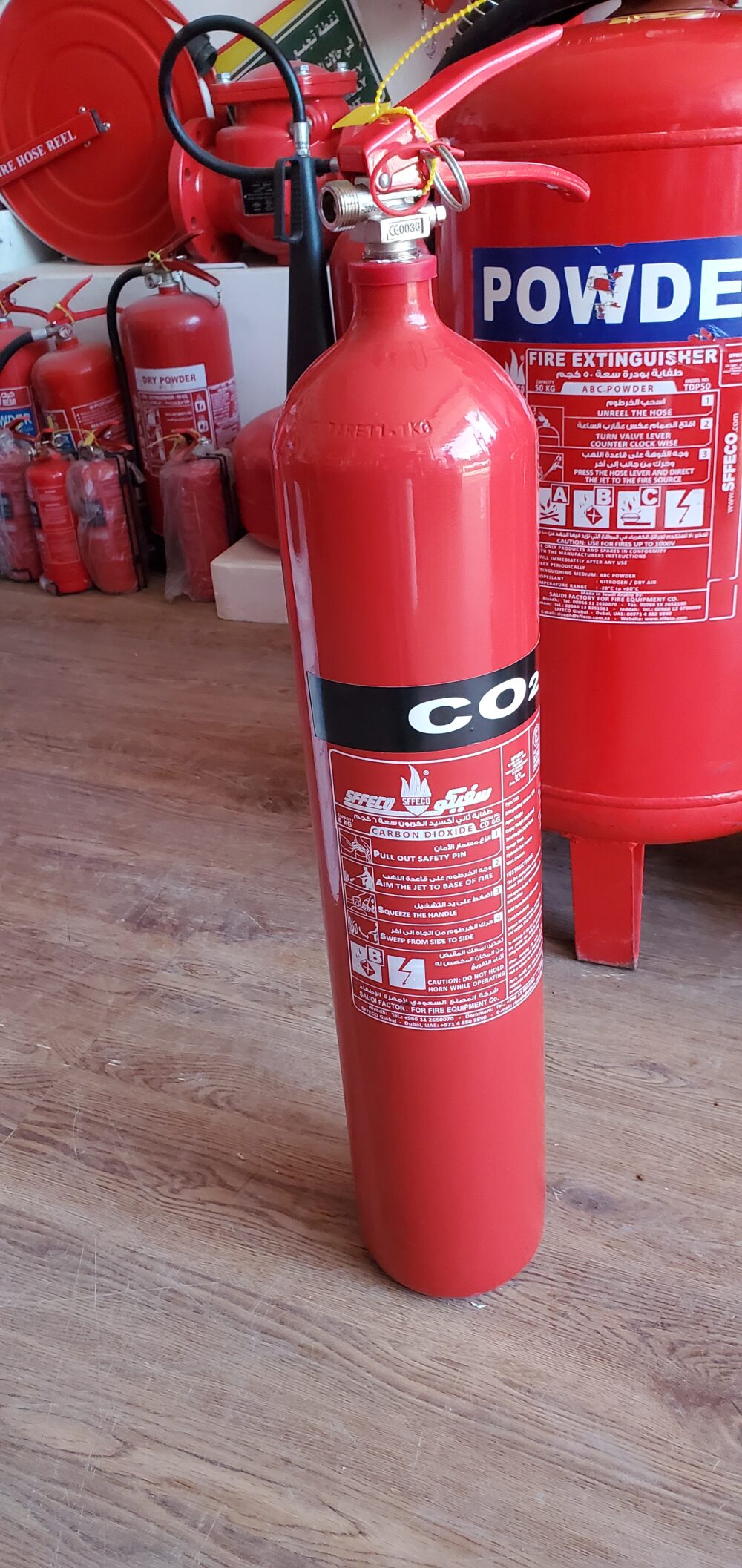 طفايات حريق ثاني أكسيد الكربون (CO₂) من سفتي توتال | حماية ذكية للمعدات الحساسة بدون بقايا (متوفرة بجميع الأوزان من 2 كجم إلى 25 كجم) - الصورة 2